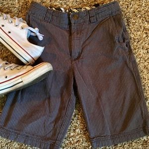 Shaun White boys pinstripe shorts sz 10